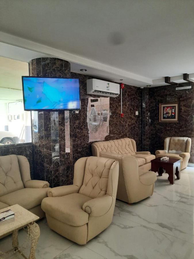 شقق العنوان للوحدات المخدومة Alanwaan Apartments For Serviced Units Νταμάμ Εξωτερικό φωτογραφία